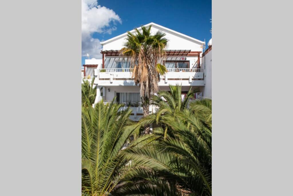 The Colors House Apartment Costa Teguise Exterior photo